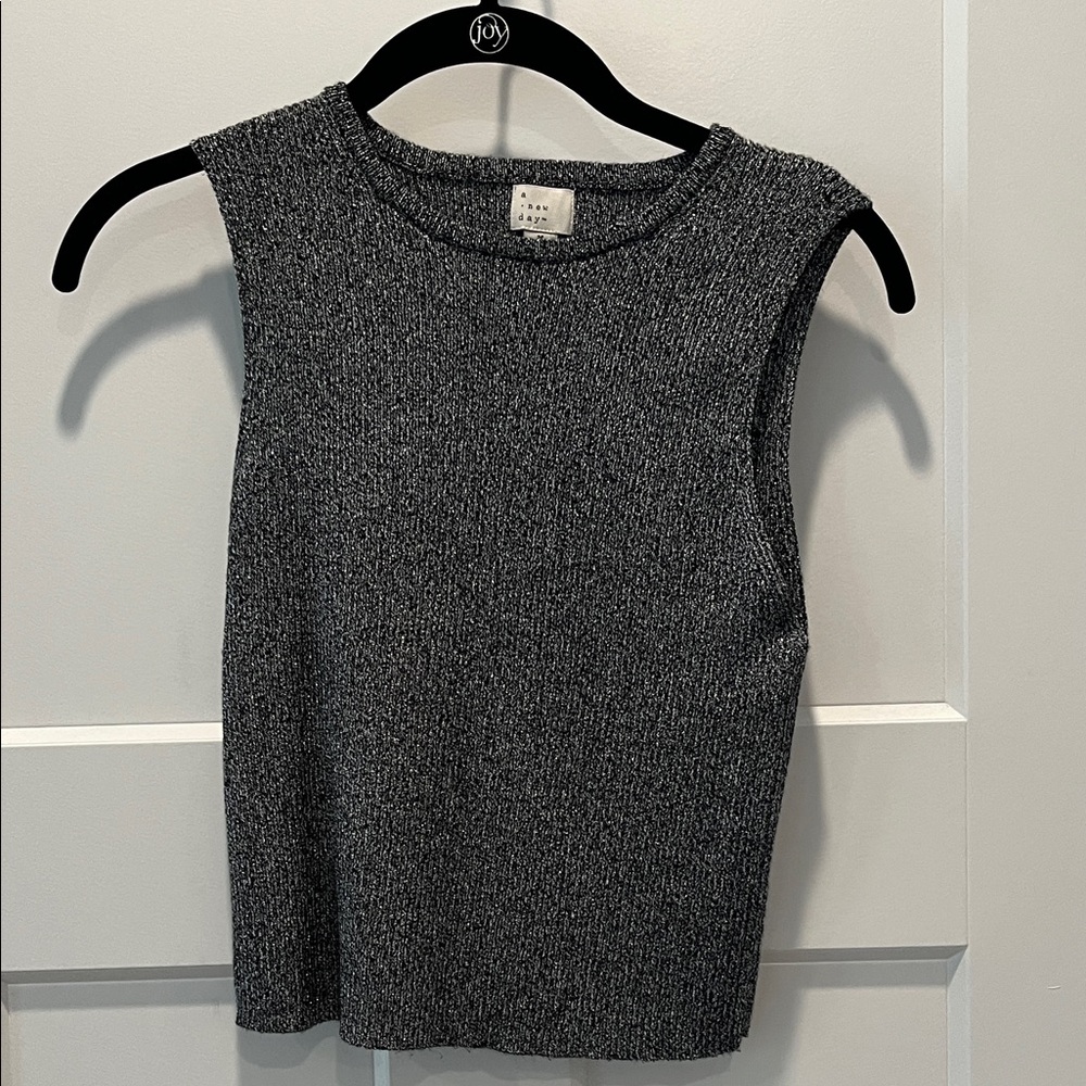 a new day silver Sleeveless Cropped Top